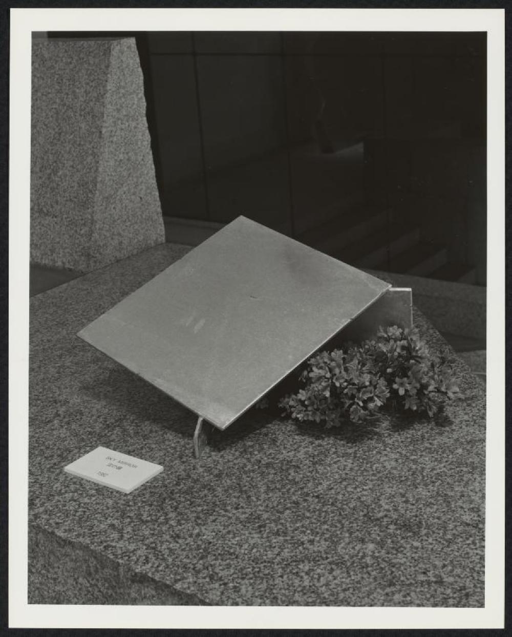 Installation view of "Isamu Noguchi: Steel Sculptures," Sogetsu Plaza (April, 1984)