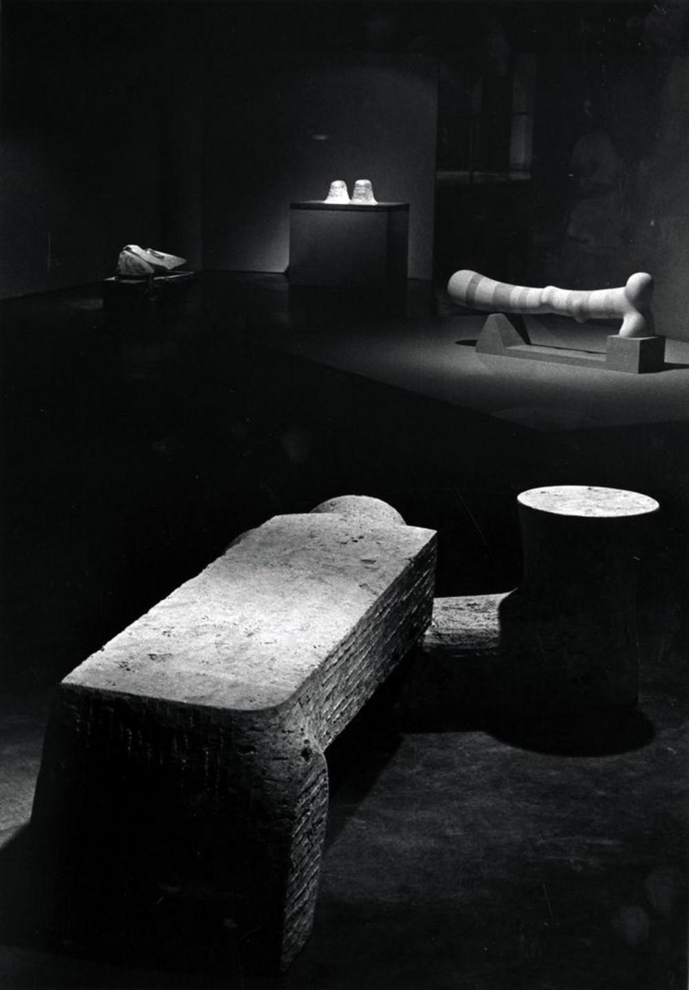 Bench, image 2