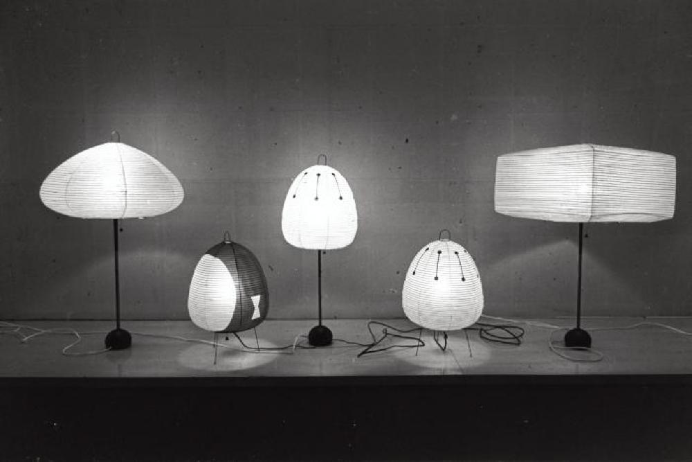 Installation view of "Isamu Noguchi Exhibition," Chuo Koron Gallery 